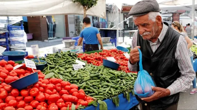 4 kişilik ailenin açlık sınırı belli oldu