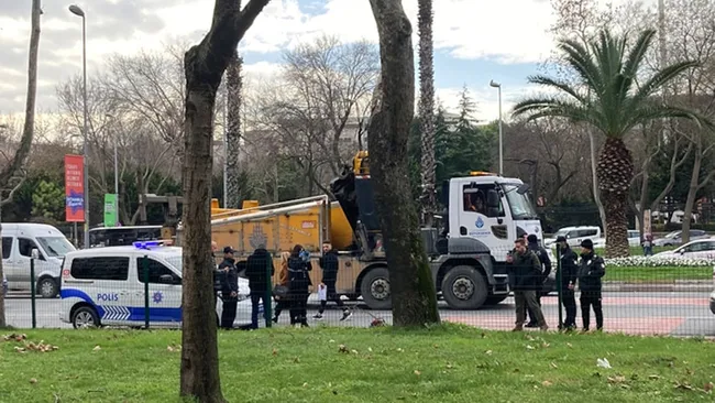 İstanbul Vatan Caddesi'nde bomba alarmı