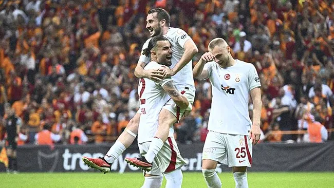 Galatasaray'da Kerem ve Abdülkerim'e büyük jest