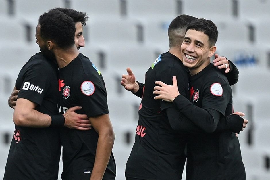 Instagram paylaşımı Emre Mor'un başını yaktı