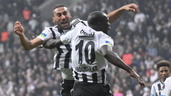 Aboubakar’in ardından Cenk Tosun da sakatlandı!