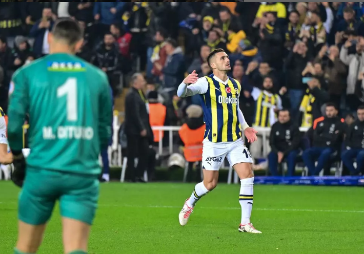 Fenerbahçe Karagümrük karşısında 1-0'dan döndü