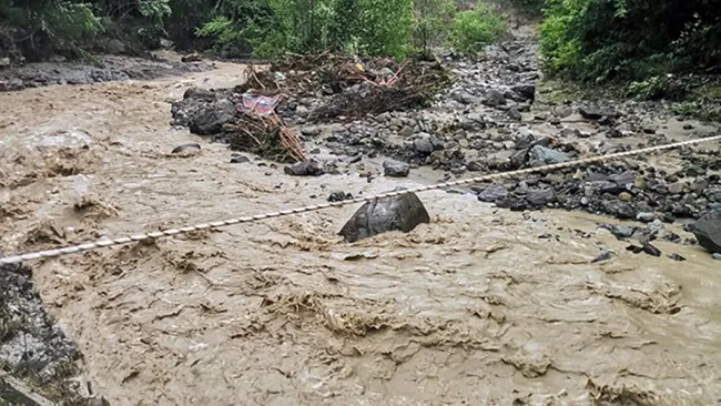 İki ilimizde sel felaketi! Acı haber geldi