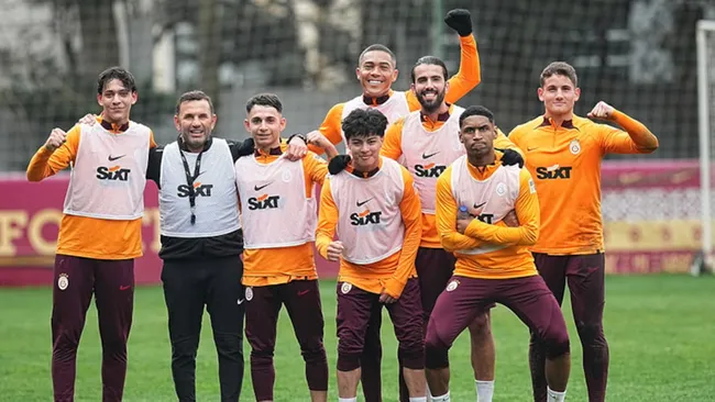 Galatasaray'da yıldız isim affedildi