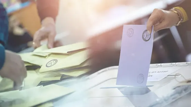 YSP’ye oy veren seçmenin İBB tavrı ortaya çıktı! ‘Yüzde 55’i DEM Parti’nin…’