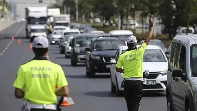 Yerlikaya trafikte bayram düzenlemesini açıkladı!