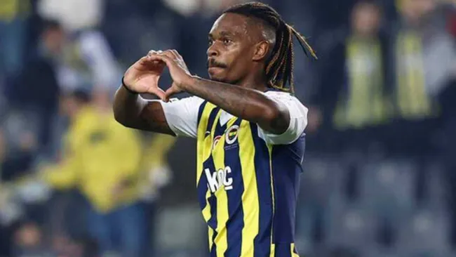 Fenerbahçe’de sürpriz ayrılık! Anlaşma sağladı…