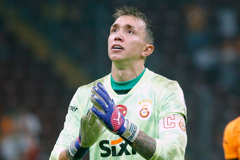 Fernando Muslera'dan Kasımpaşa maçı sonrası kafa karıştıran paylaşım