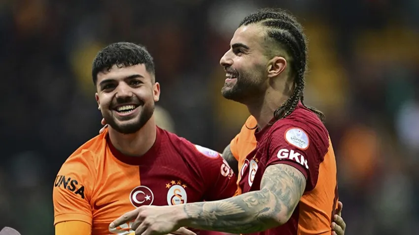 Galatasaraylı futbolcu taraftardan özür diledi